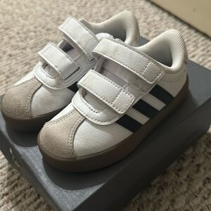 Adidas toddler shoes